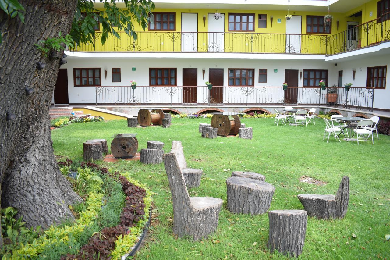 Hotel Las Candelas De Уамантла Экстерьер фото
